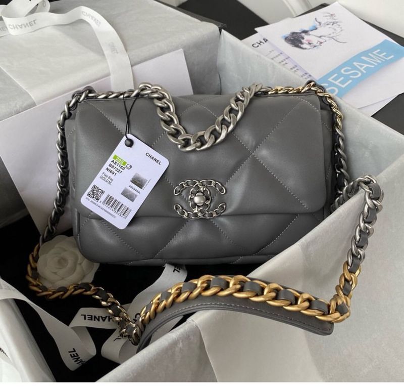 19 Bag Lambskin Leather Orginal Quality)
