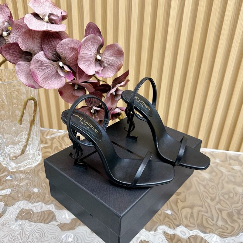 SNL Heels