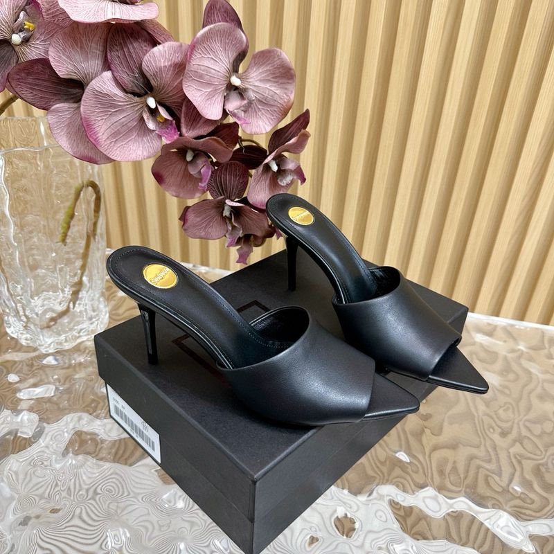 SNL Heels