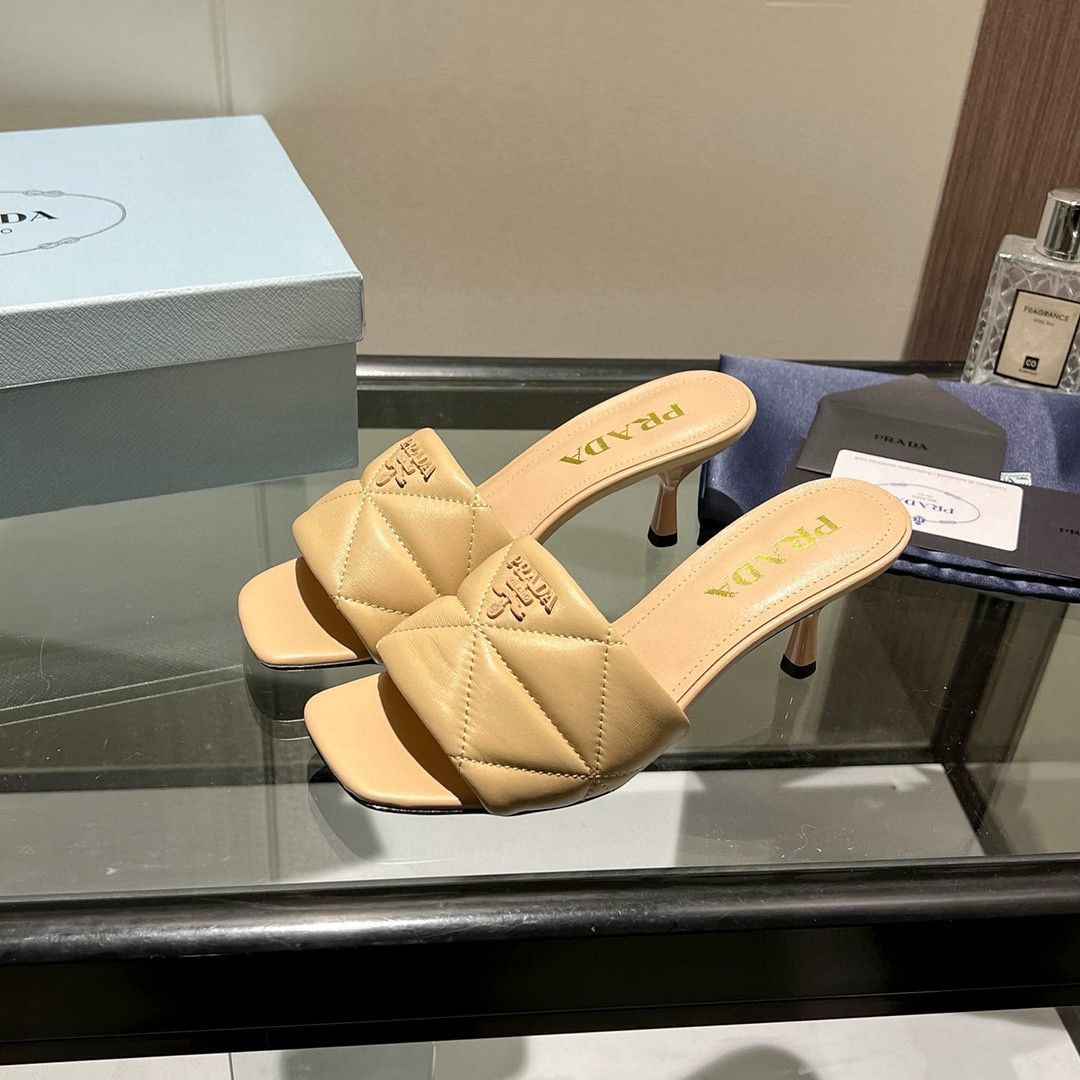 SNL Heels