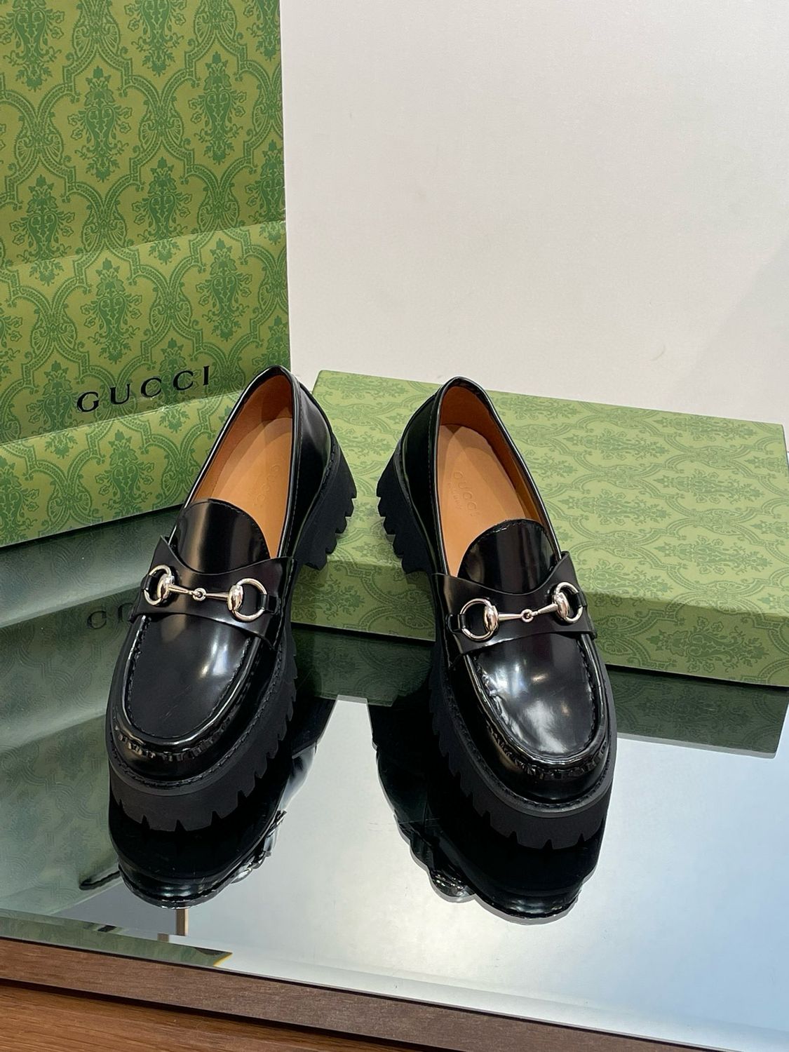 GG Loafer