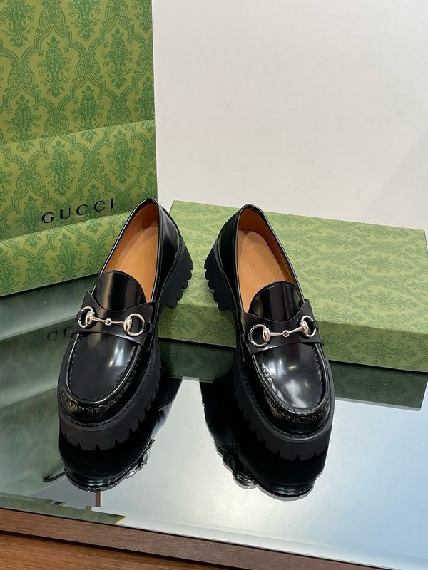 GG Loafer