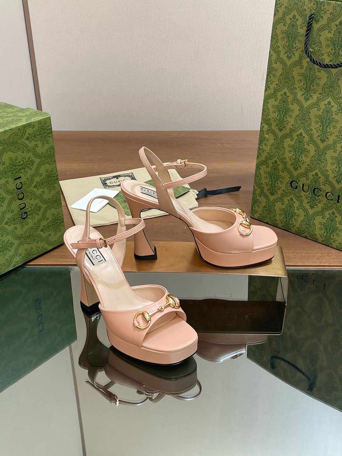 GG Heels