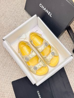 CHNL Sandals