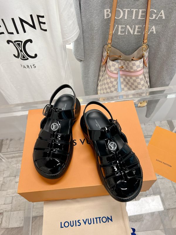 L-V Sandals