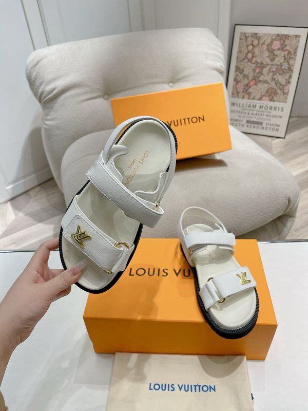 L-V Sandals