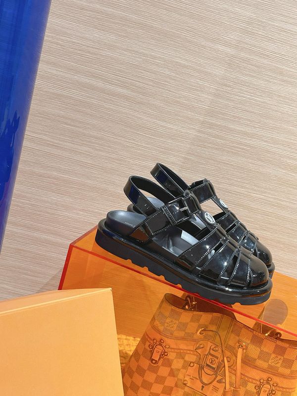 L-V Sandals