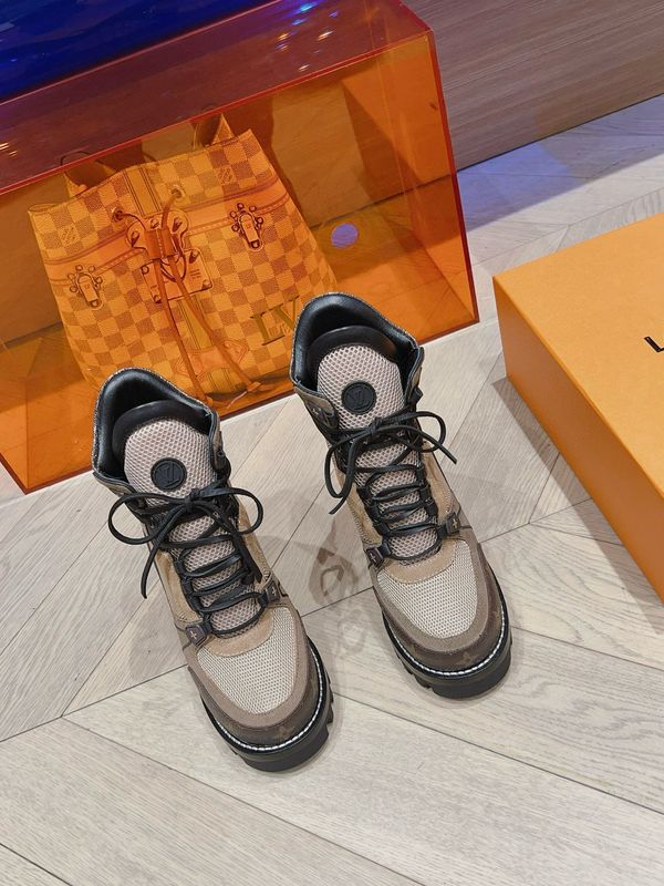 L-V Boots