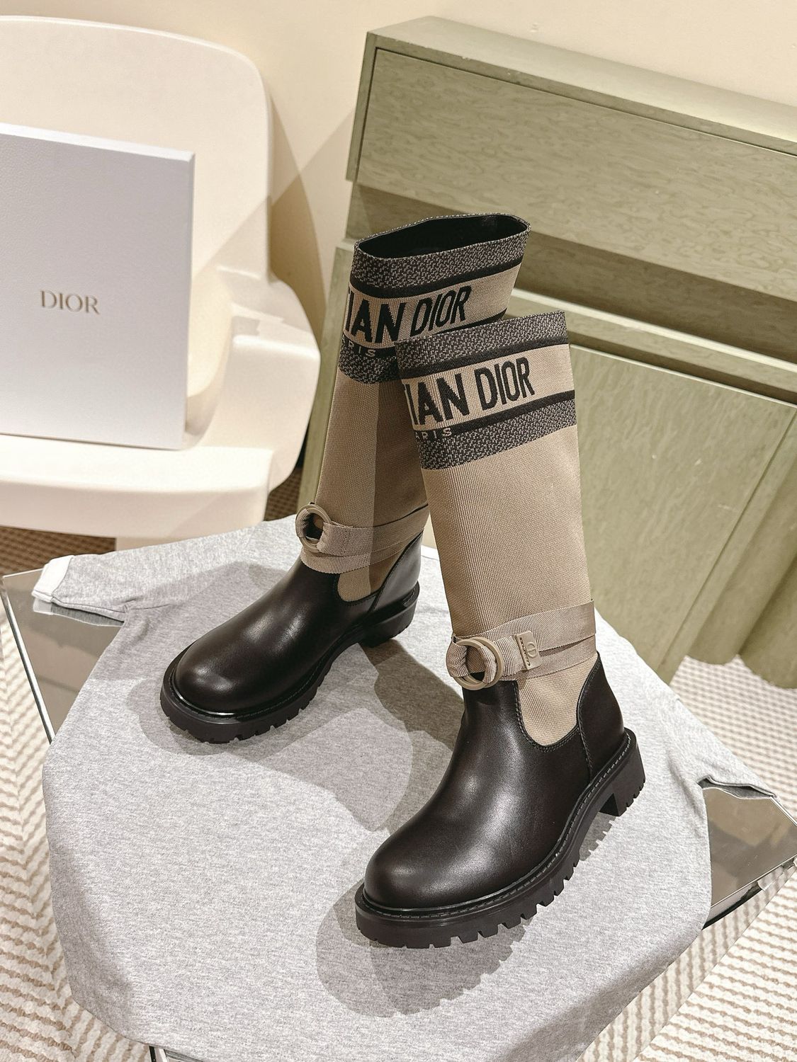 DR Boots