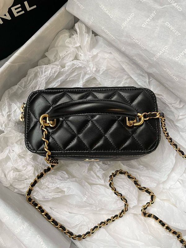 Wanity Bag Lambskin Leather Gold Hardware (Orginal Quality)