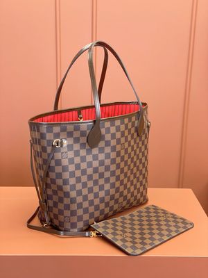Neverfull MM Size