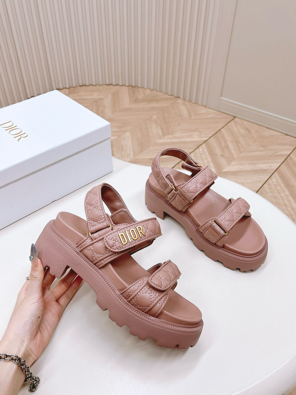CD Sandals