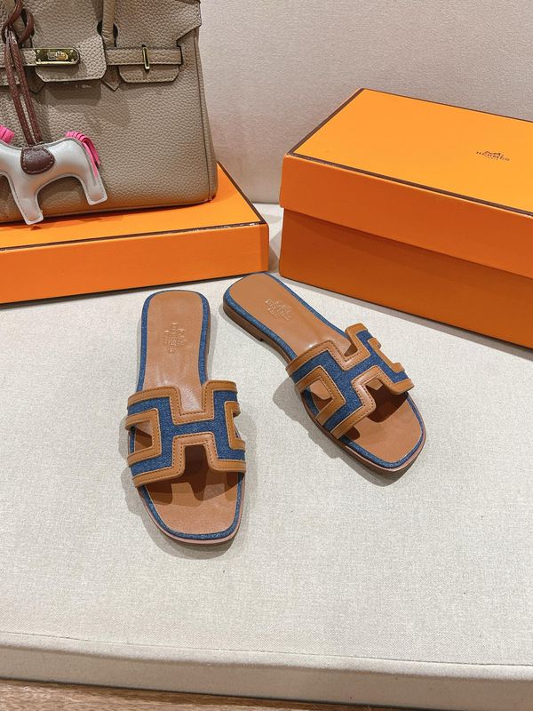 HR Sandals