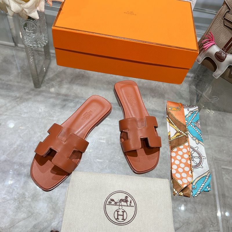 HR Sandals Calfskin Leather