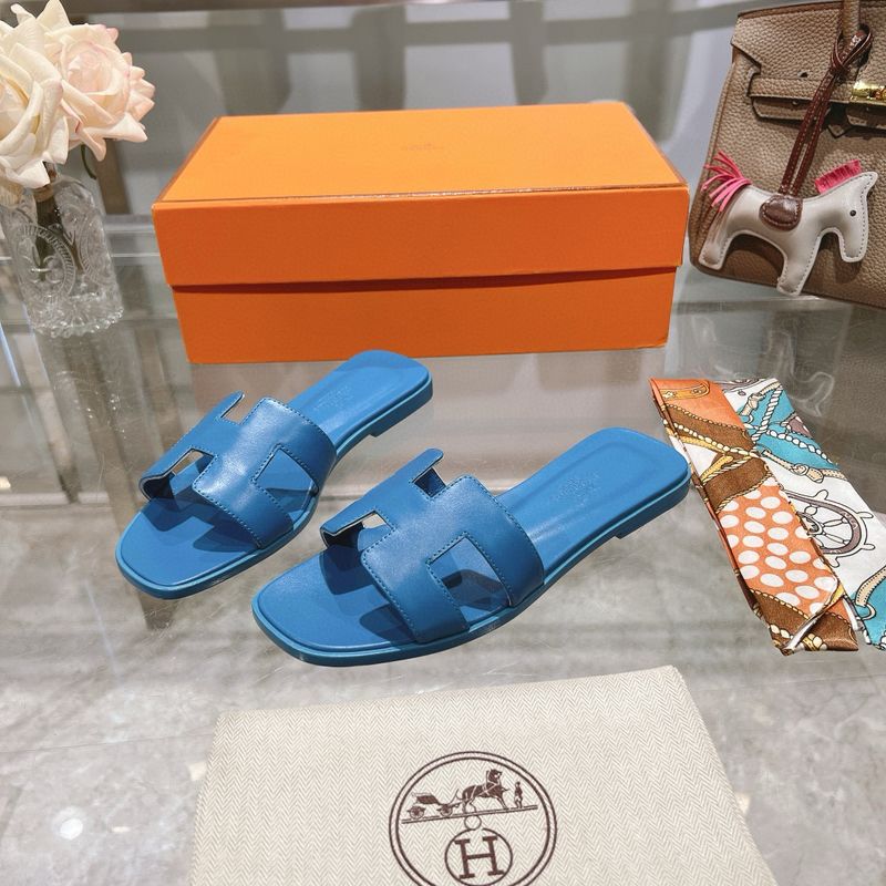 HR Sandals Calfskin Leather