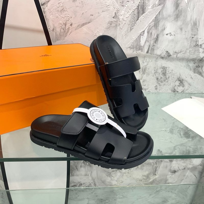 HR Sandals