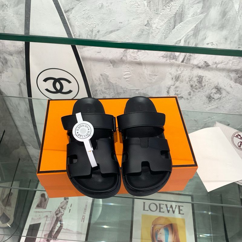 HR Sandals