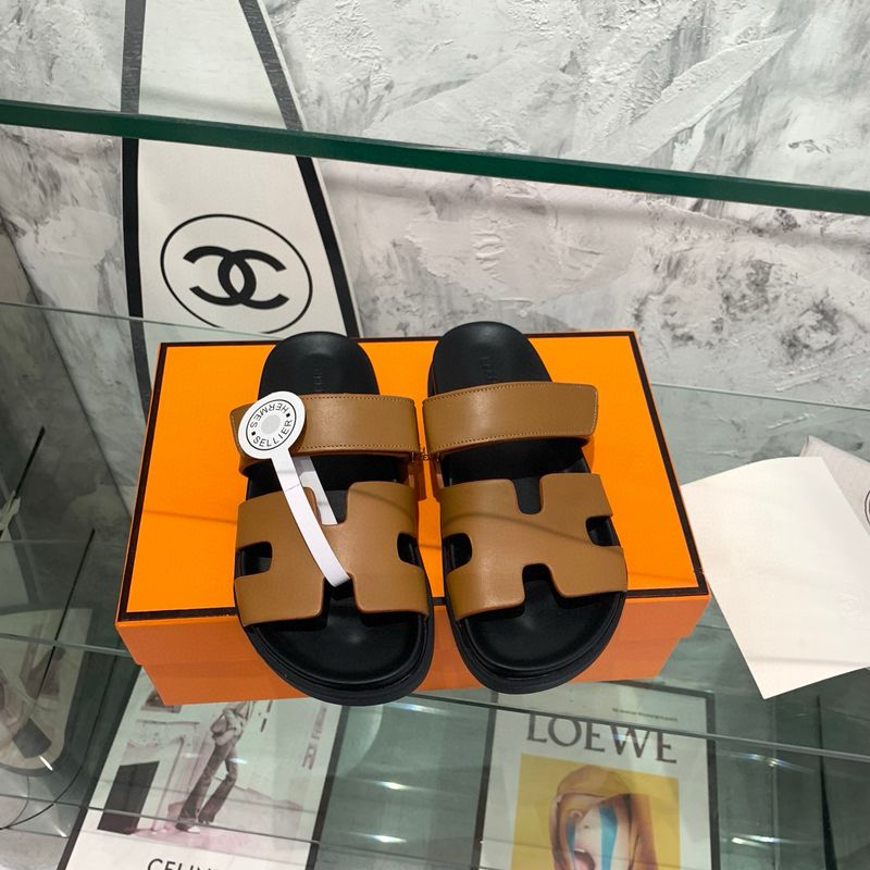 HR Sandals