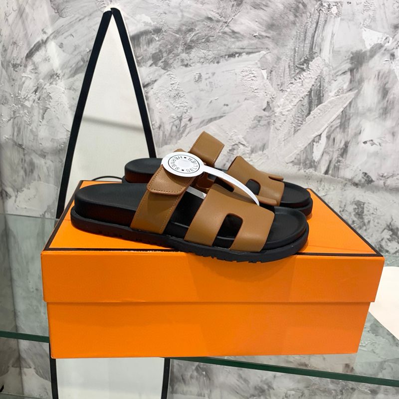 HR Sandals