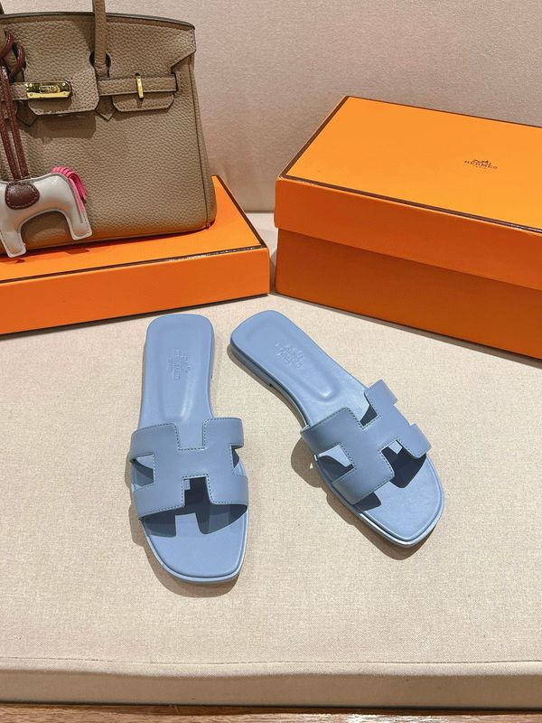 HR Sandals Calfskin Leather