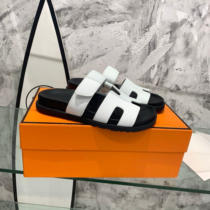 HR Sandals