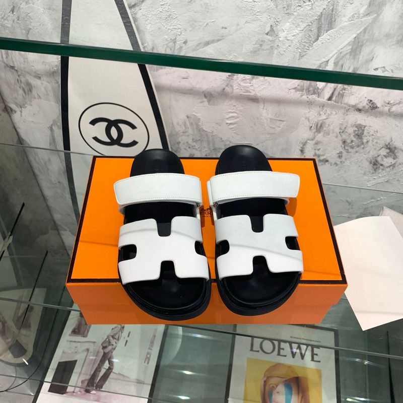 HR Sandals