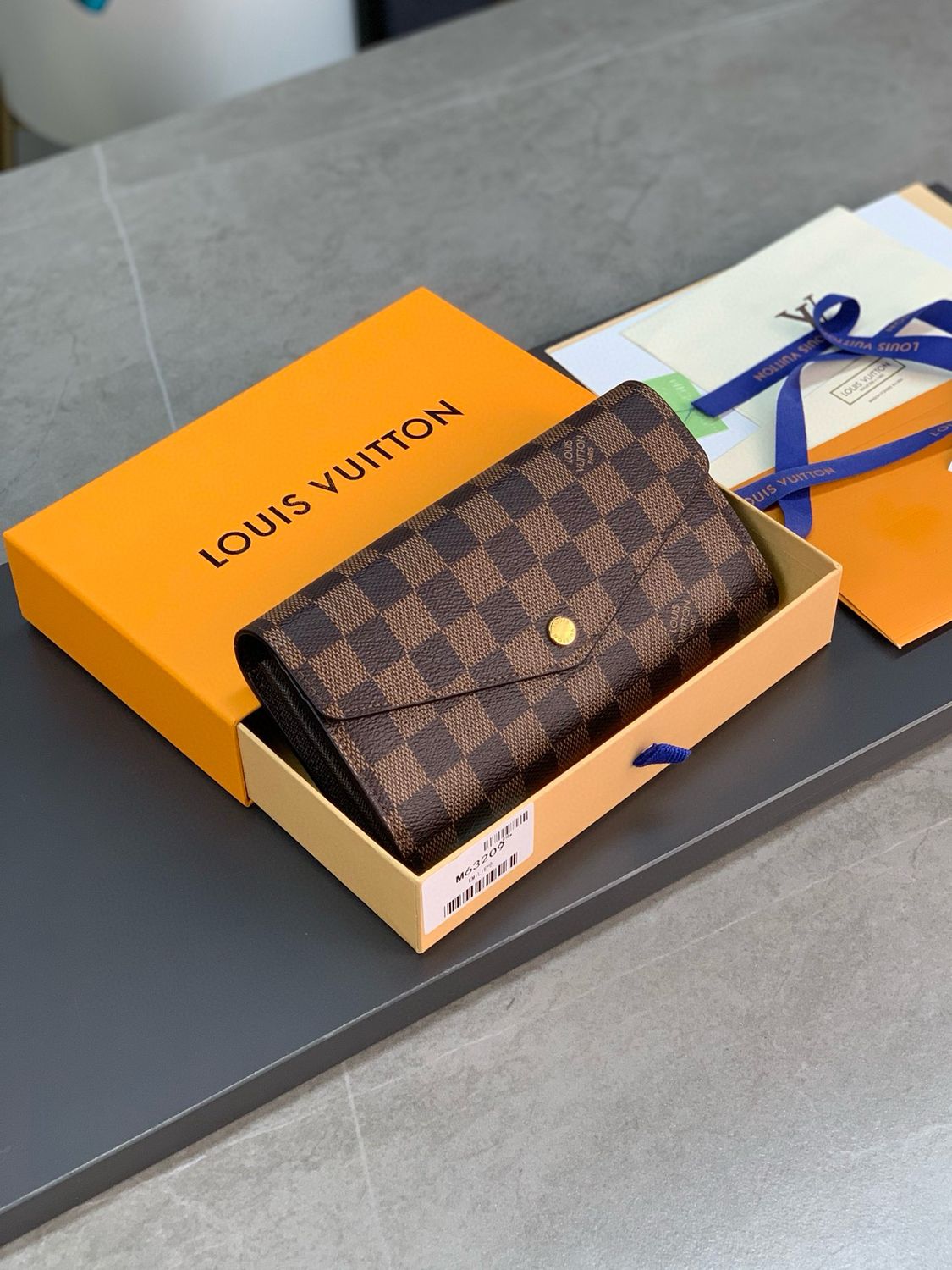 L-V Wallet
