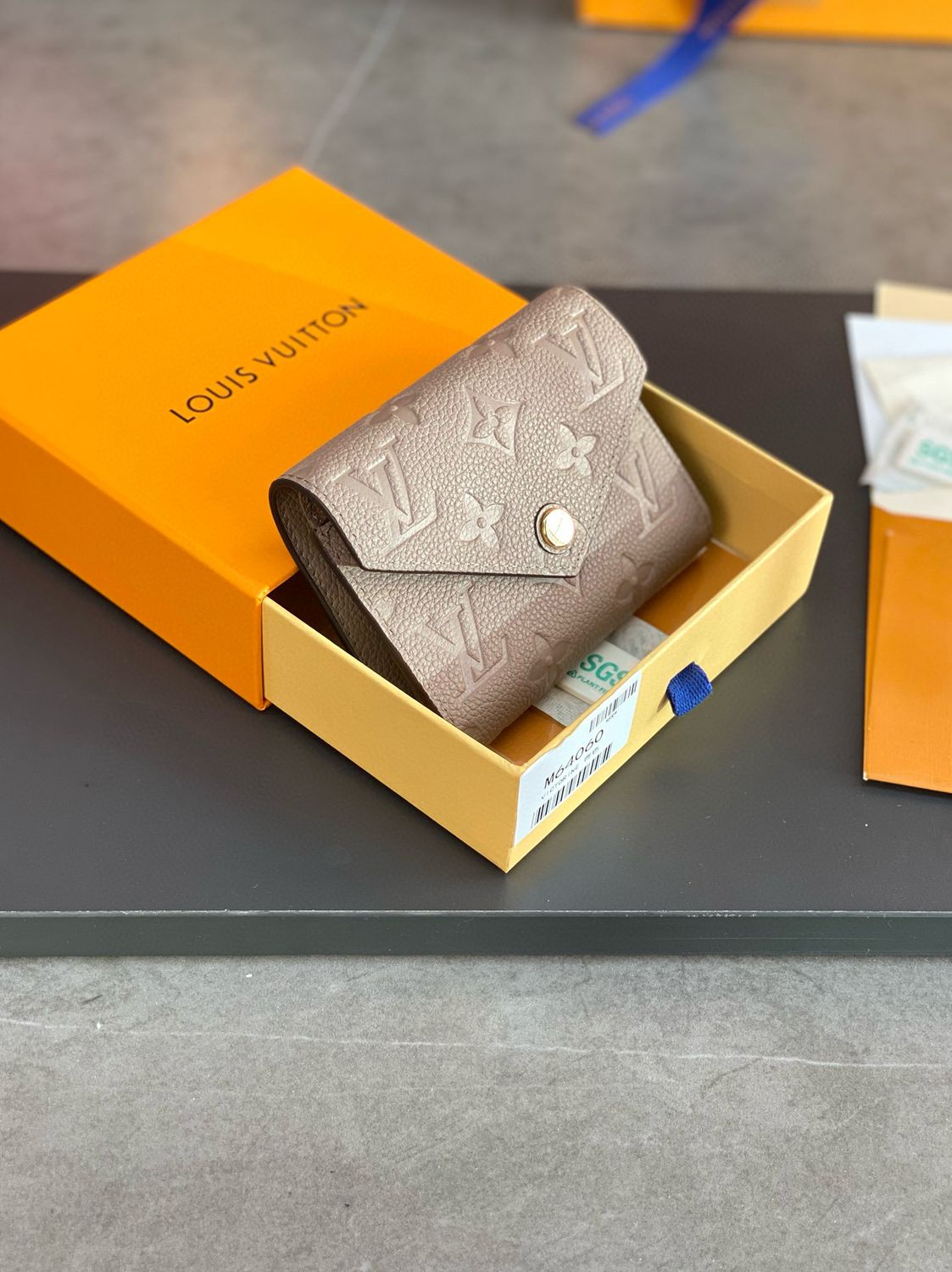 L-V Wallet