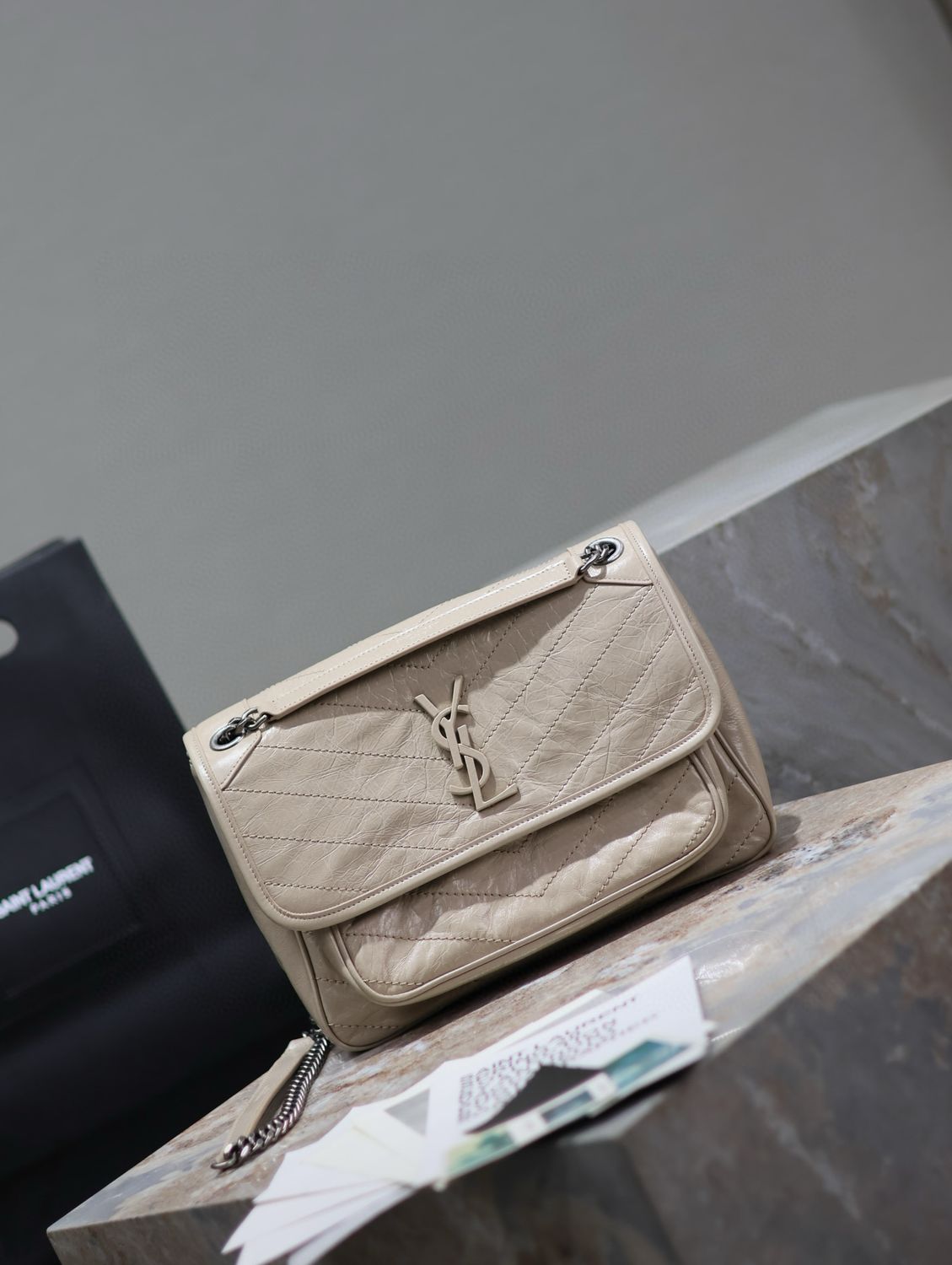 Speacial Order Bag And Phone Case (16 Pro)