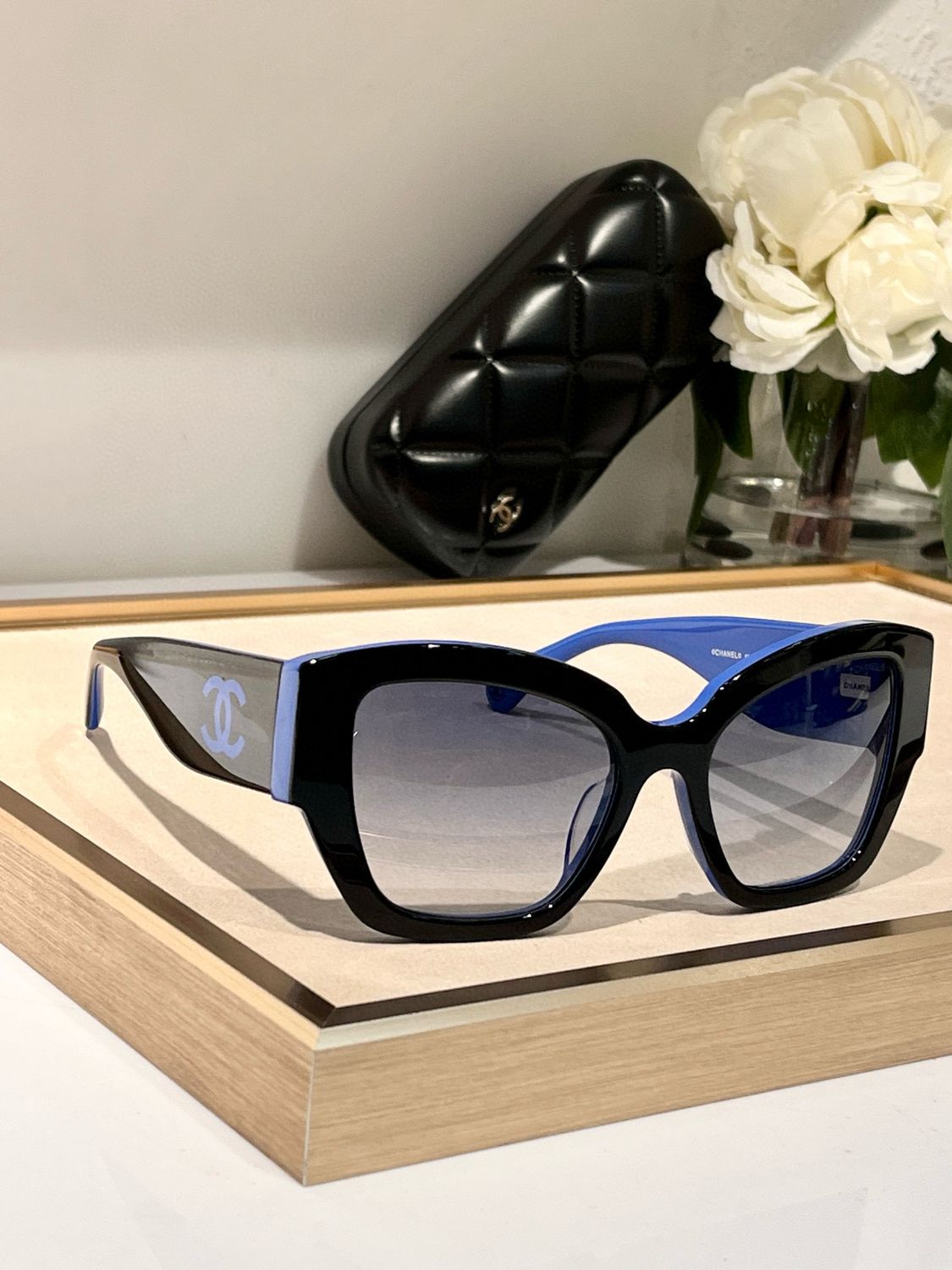2 Pcs Sunglasses