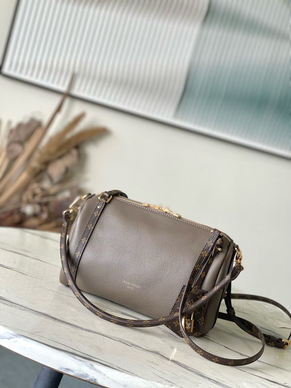Leather Bag 