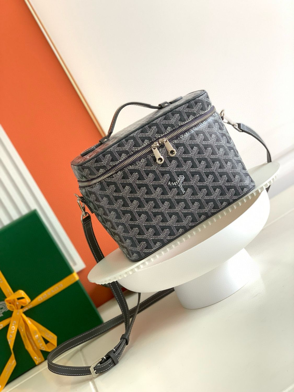Leather Bag 
