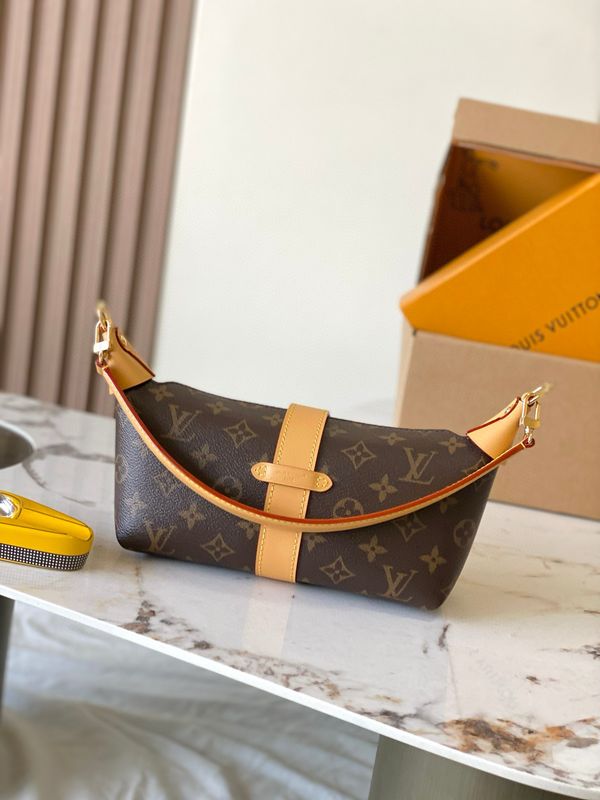 Vanity Chain Pouch