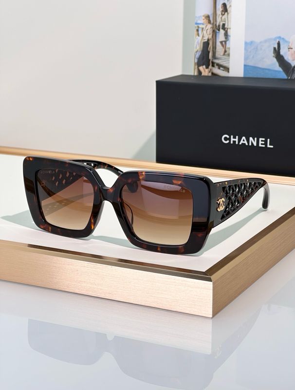 Sunglases