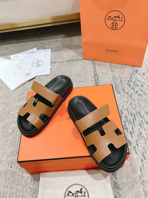 HR Sandals