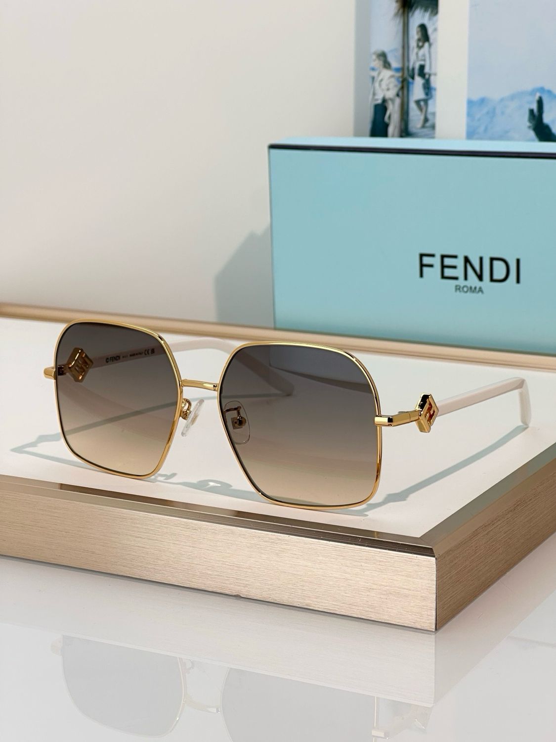 Sunglases