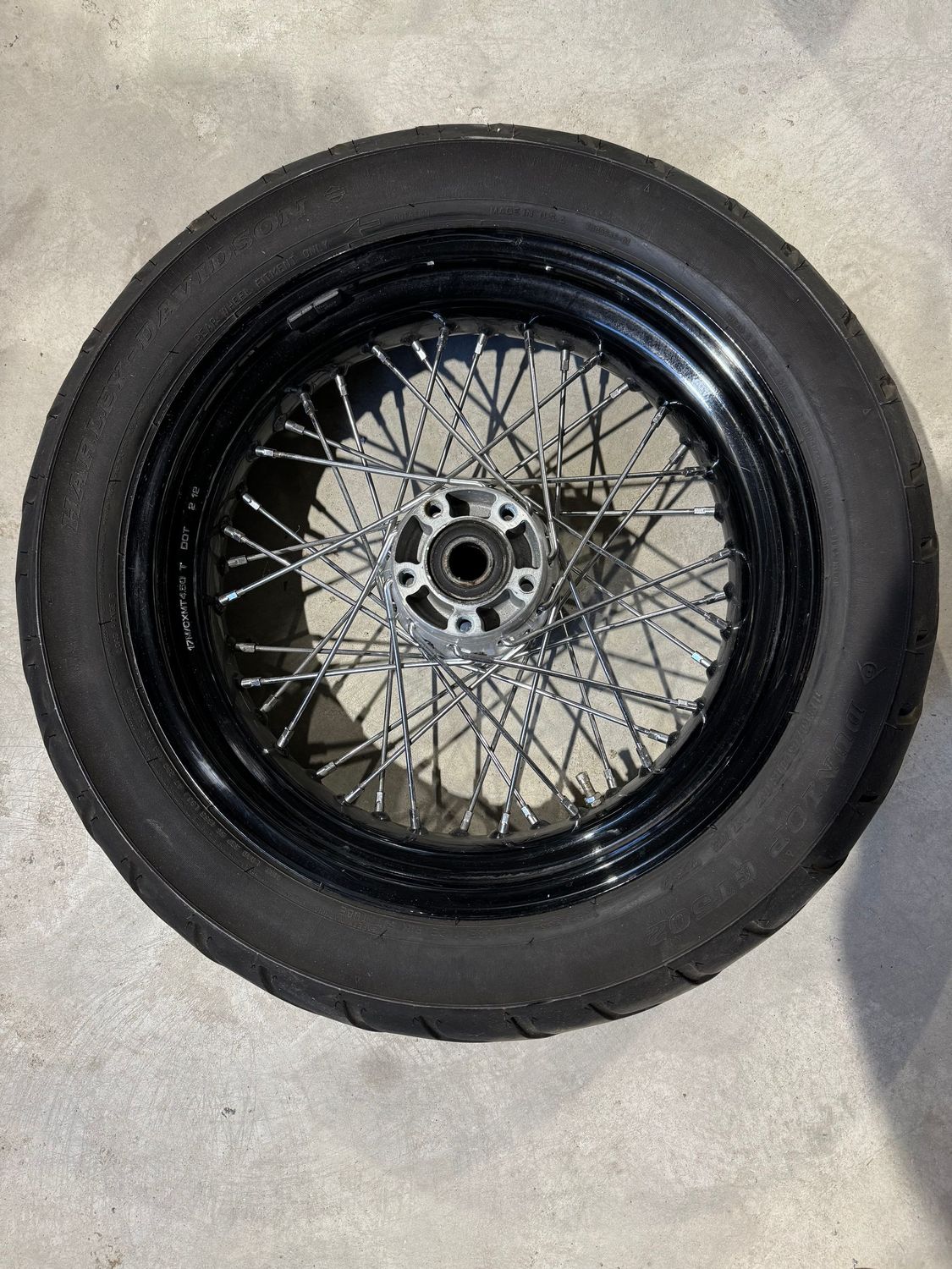 Harley Dyna original hintere Speichenfelge in 17" x 4.5"