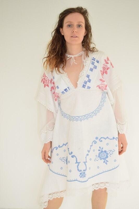 Kleid Couverture a la mode