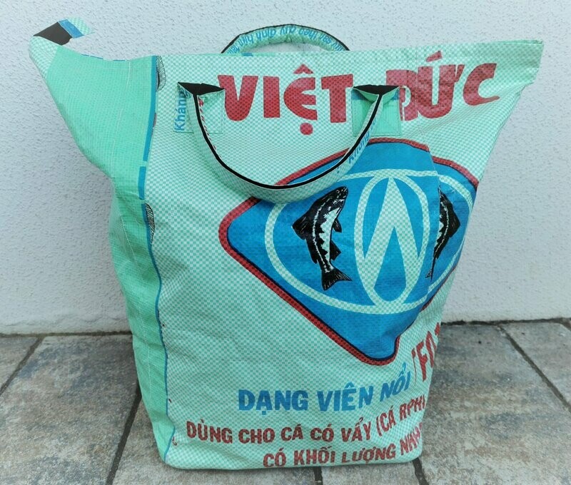 Sack für alle Fälle smaragdgrün UPCYCLING, ca. H45cm B53cm T25cm, Kunststoff Sack für alle Fälle smaragdgrün UPCYCLING, ca. H45cm B53cm T25cm, Kunststoff