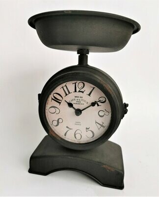 Uhr Vintage mit Waage, ca.H23cm B13m T7cm, Metall; SONDERPREIS statt 31,50