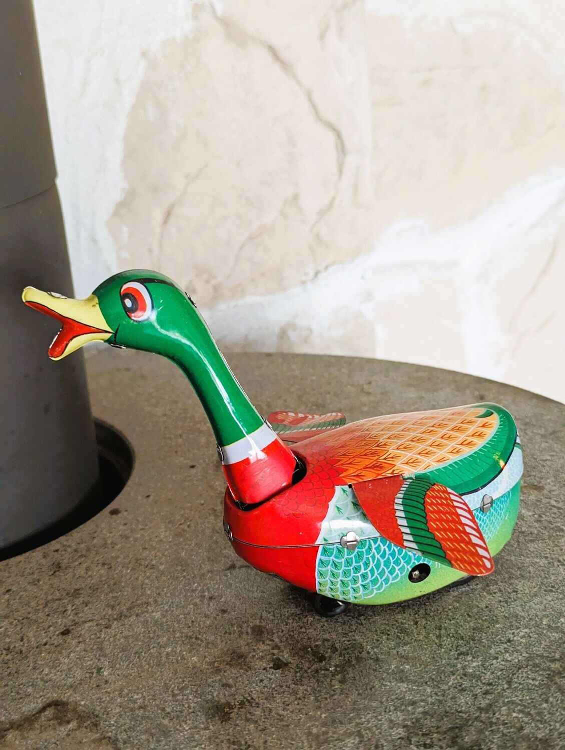Blechspielzeug Ente Metall, H12cm B5,5cm mit Flügel B13cm L13cm; zum Aufziehen mit Schlüssel
