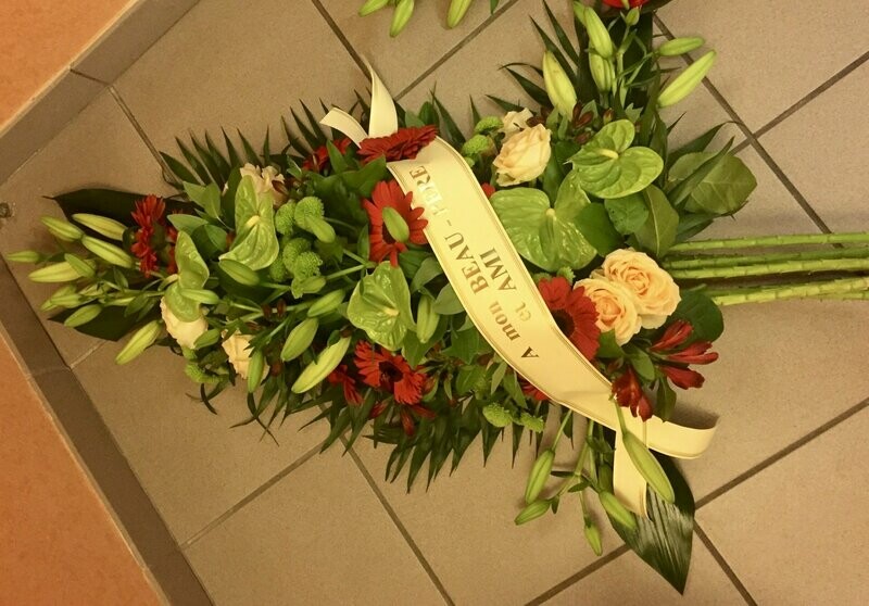 Gerbe piquée rouge blanc et vert