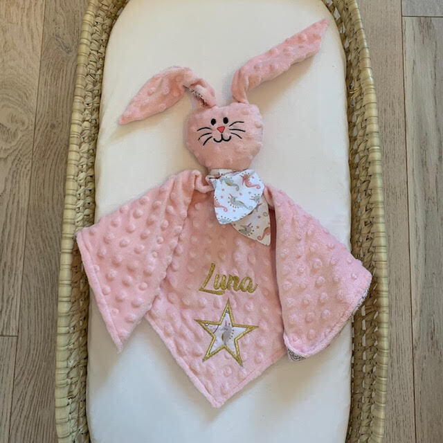 Doudou lapin hippocampe minky rose