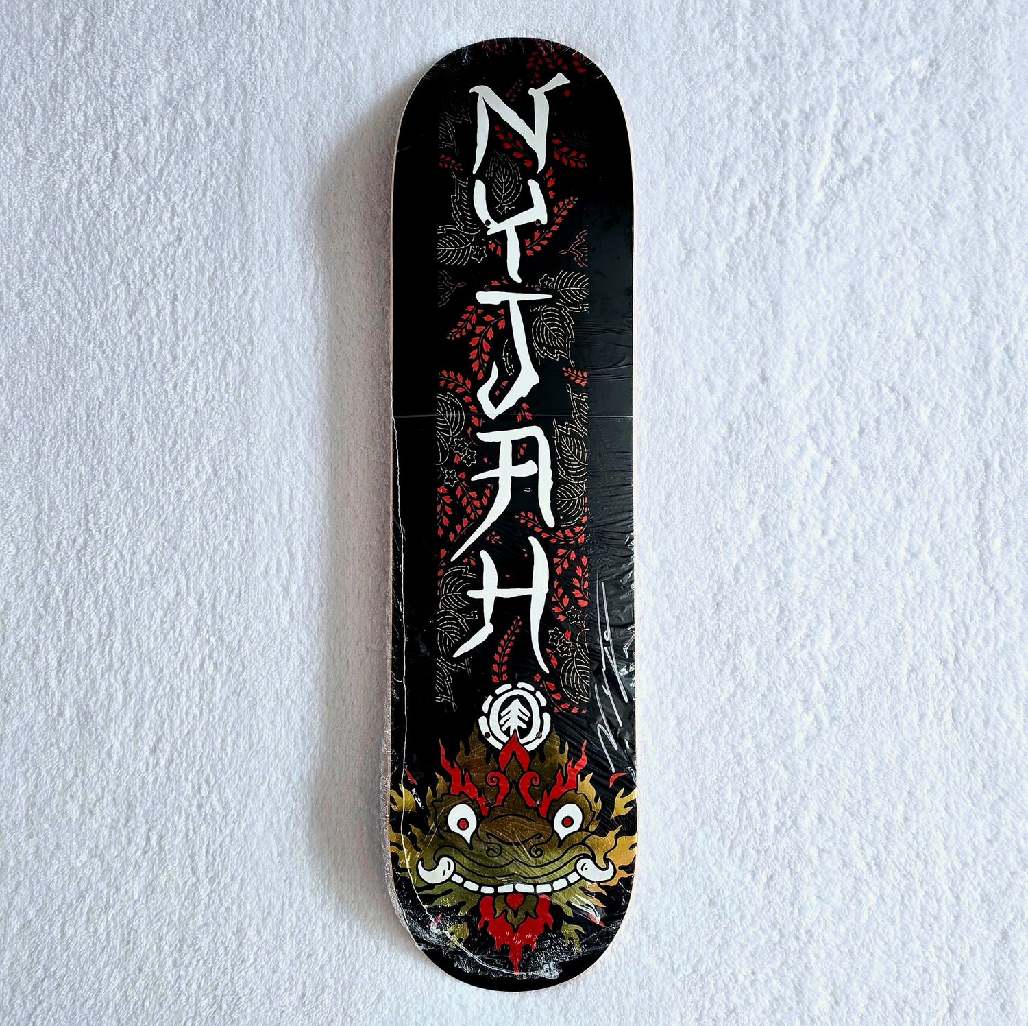 Signed The Berrics Nyjah Huston Gold Foil Komodo Dragon Element Deck 8"