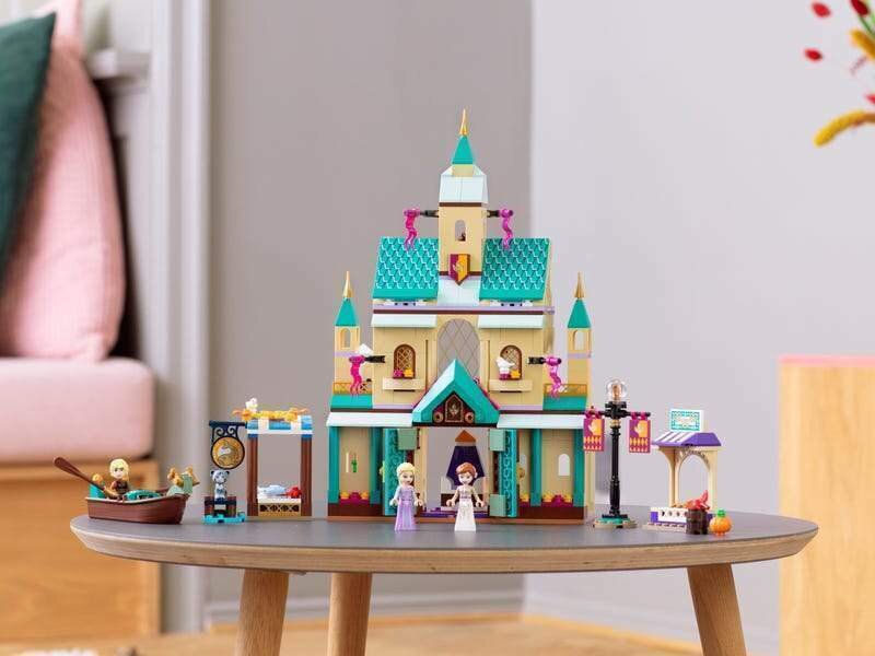 Arendelle Castle Village