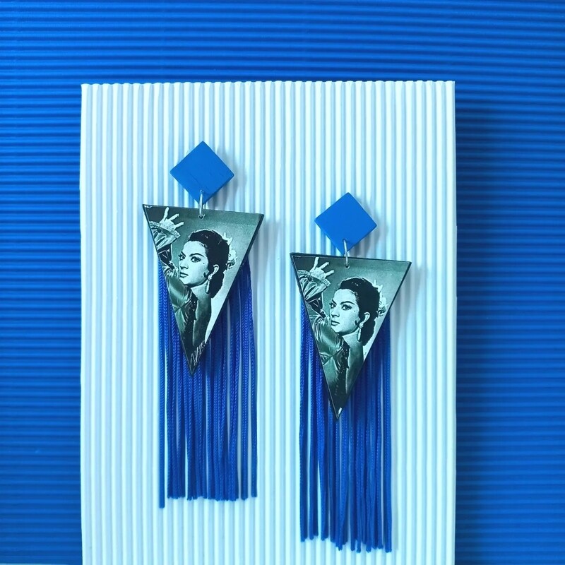 Lola azules