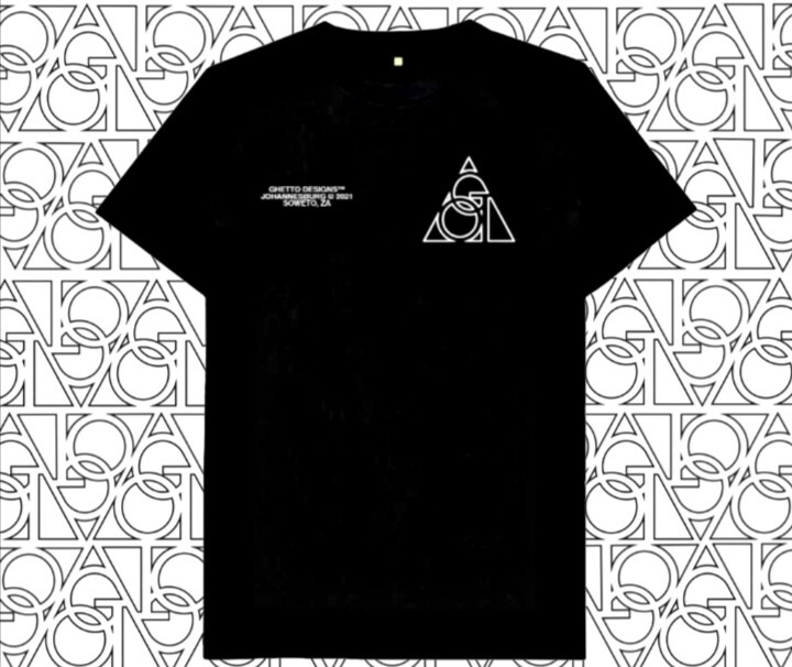 Still ghetto Graphic tee
