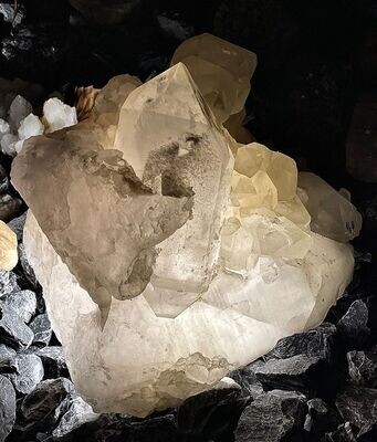 Riesiger Doppelender Erdenhüter Bergkristall von knapp 16Kg