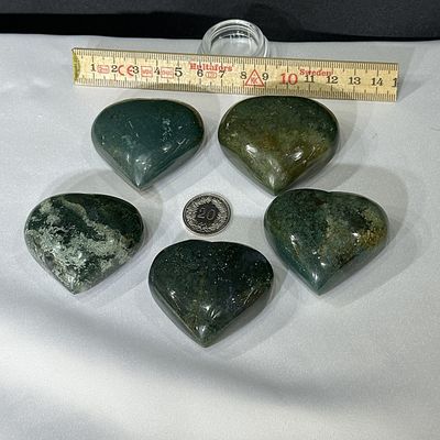 Grüner Jaspis Herz ca. 51 x 46 x 22-25 mm dick