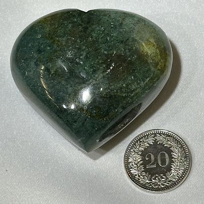 Grüner Achat Herz 51  x 47 mm